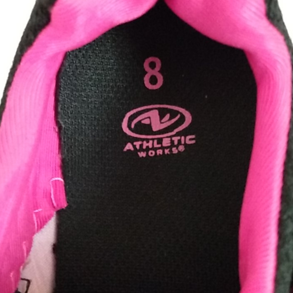 Shoes - Picture 2 of 4